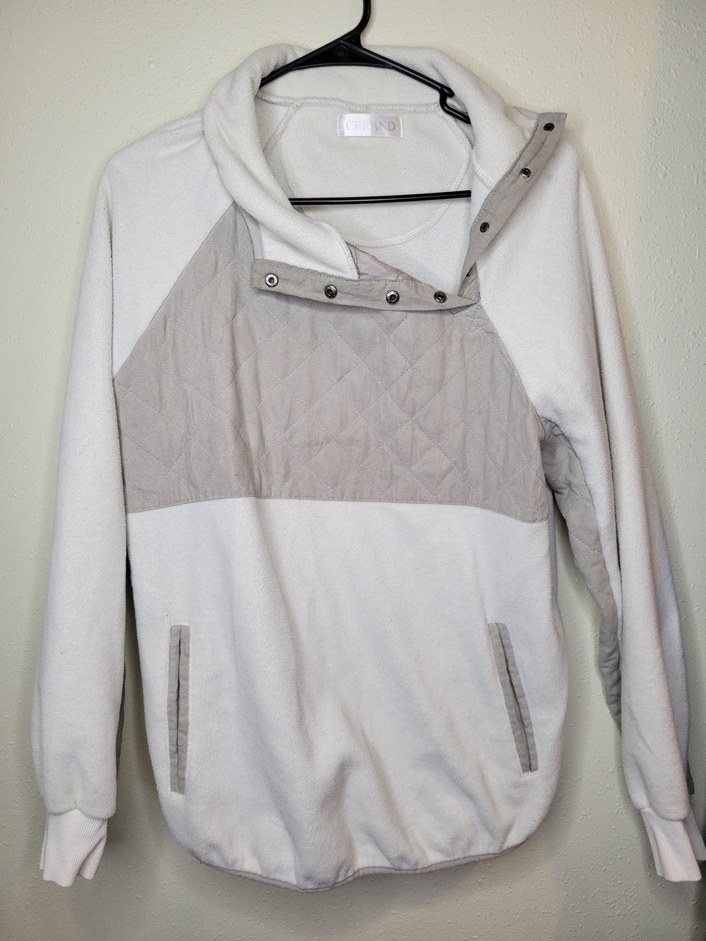 Quilted Panel Pullover Hoodie - White & Light Gray